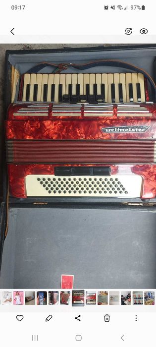 Продам музыкальный инструмент Аккордеон