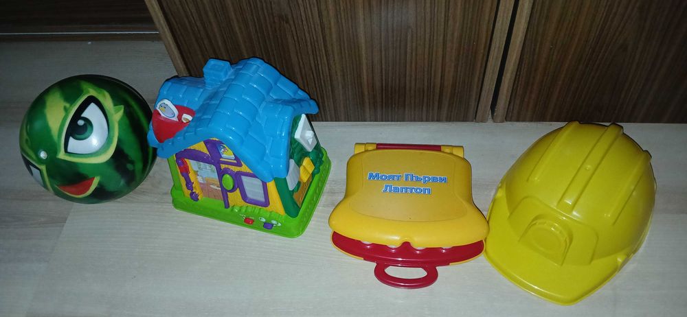 Лот детски играчки
