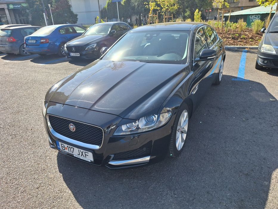 Jaguar XF