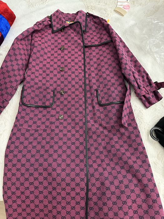 Продам тренч ,под гучи