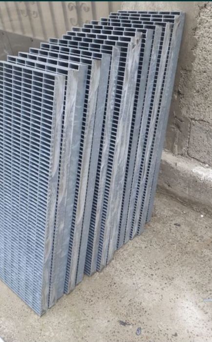 Trepte metalice zincate