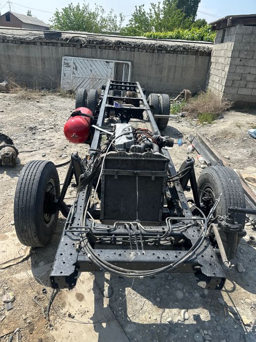 Исузи самасвал 2009й