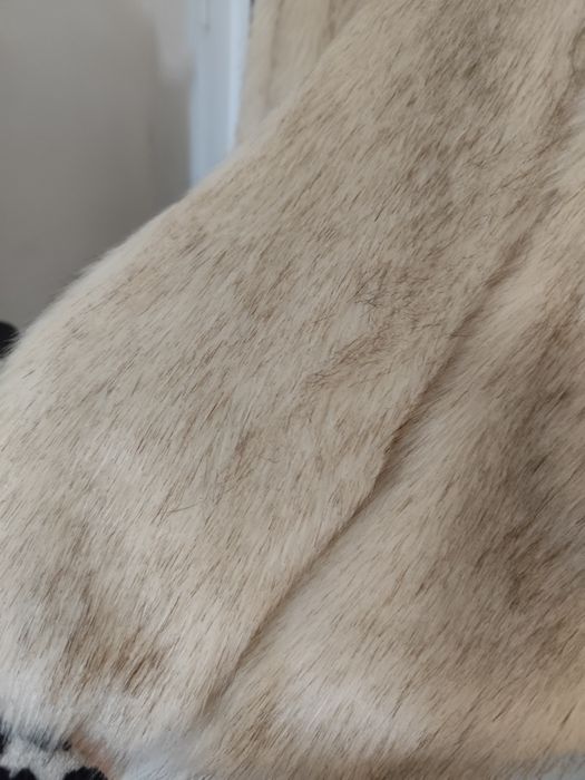 Пухени елеци различни модели