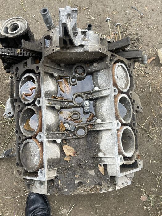 Двигатель на запчасть