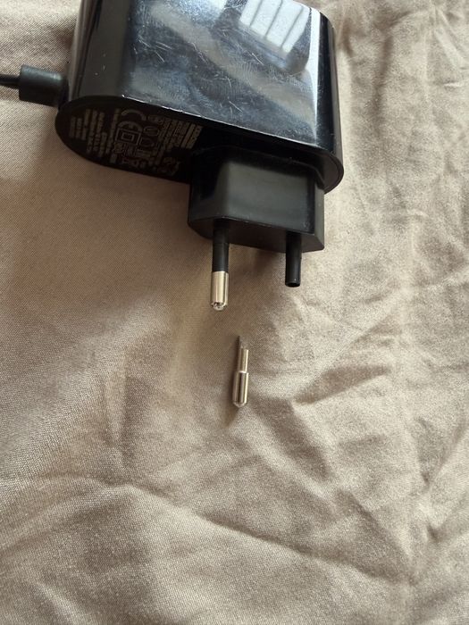 Вертикальный пылесос Karcher VC 4s Cordless