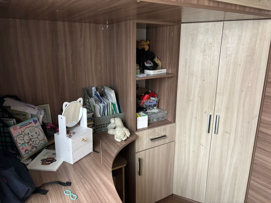 Продам гарнитур в хорошем состоянии