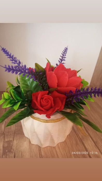 Sovunli iforli gullar zakazga yasaladi