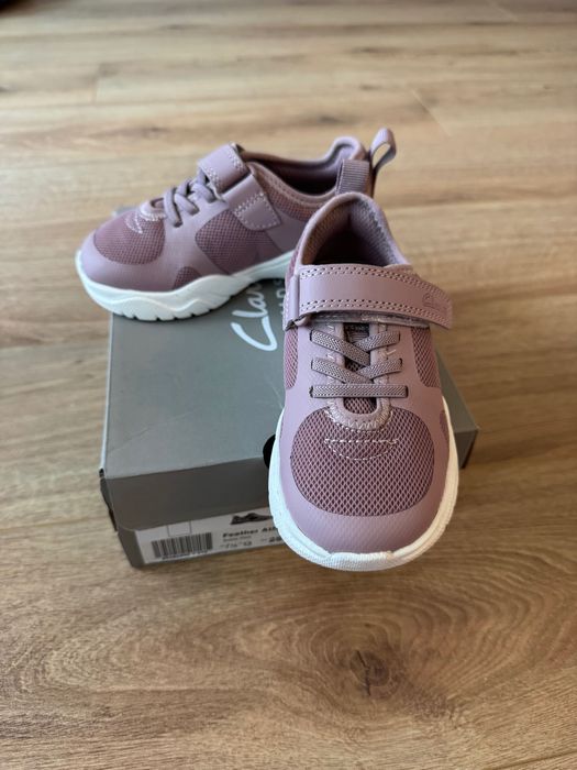 Детски маратонки Clarks - 25 размер