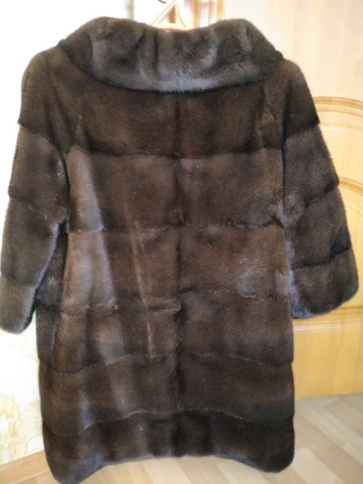 Продам норковую шубу