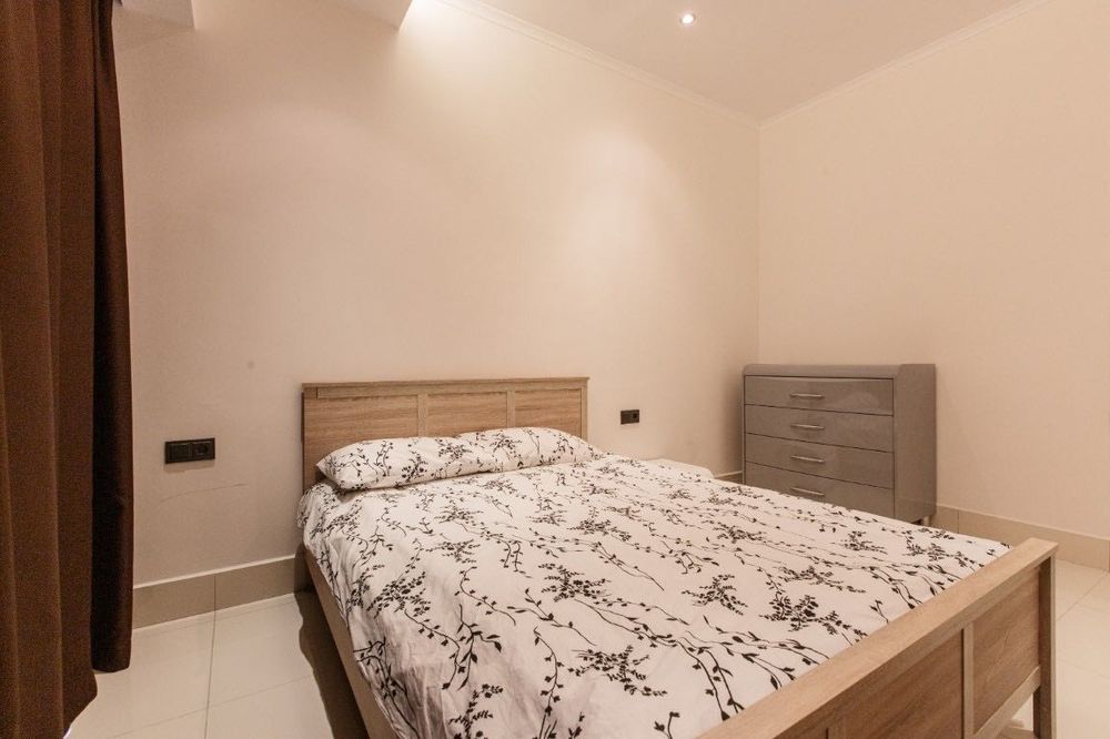 Продава се Тристаен апартамент в София, Надежда 2 - 82 кв.м за 1027 €/кв.м - Снимка #5