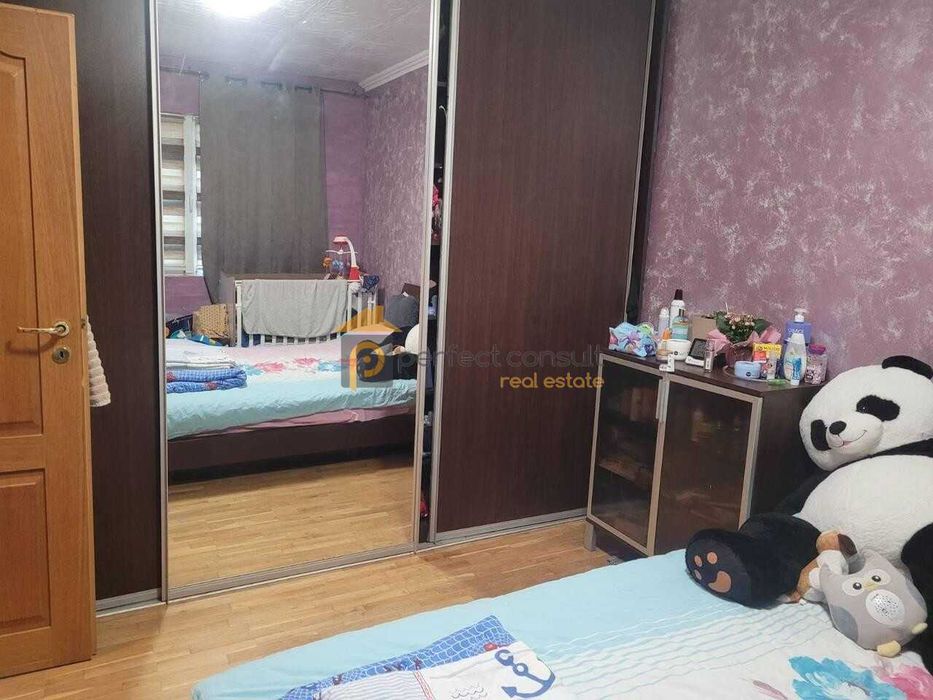 Тристаен апартамент Кючук Париж