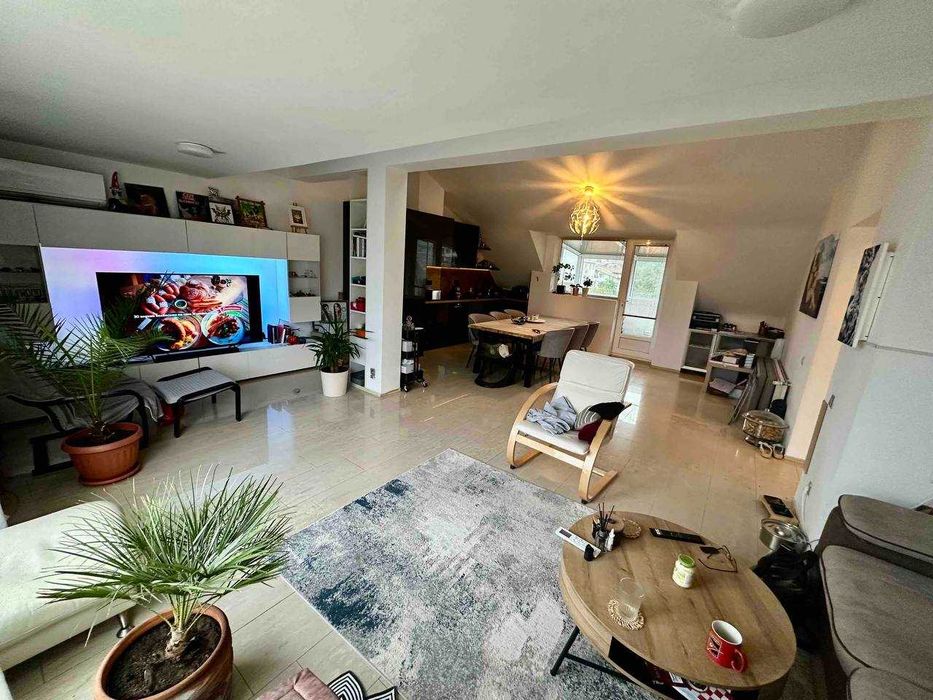 Продава се Двустаен апартамент в София, Център - 118 кв.м за 3365 €/кв.м - Снимка #2