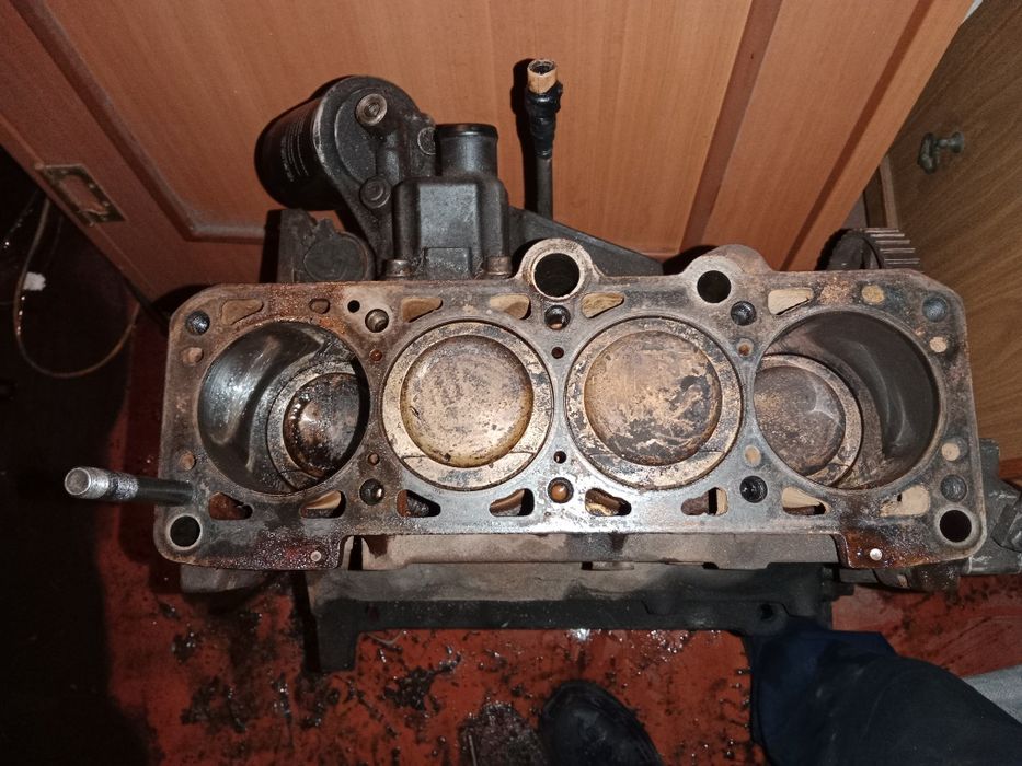 Продам блок Ауди