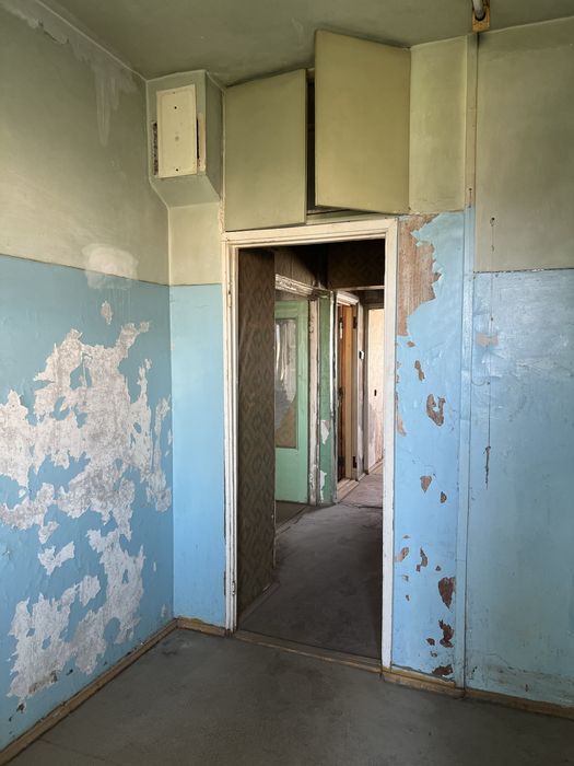 Срочно Продам 2-Комнатную Сергели 7 Г.24 на 9 этаже 2/9/9