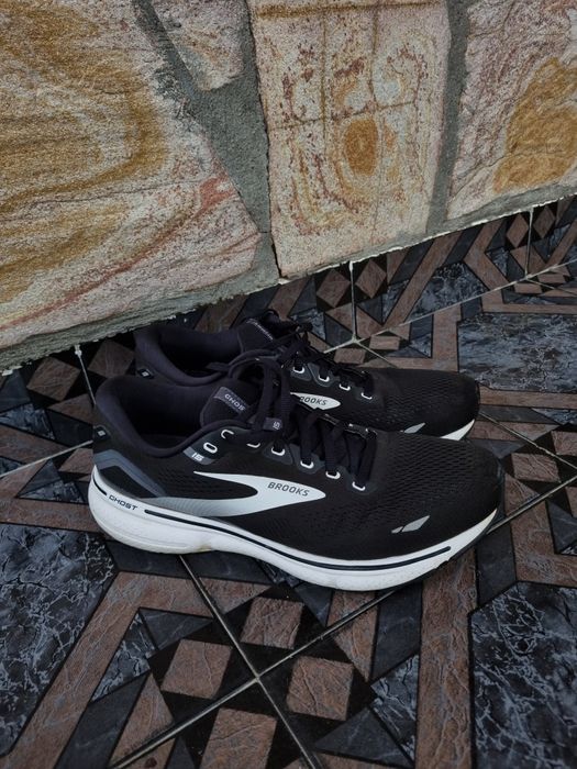 Brooks Ghost 15 Black/White