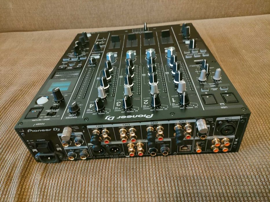 Pioneer DJM-750 中古品 Mixer Pioneer djm 750 djm 900 Nexus 2 Cluj-Napoca • OLX.ro