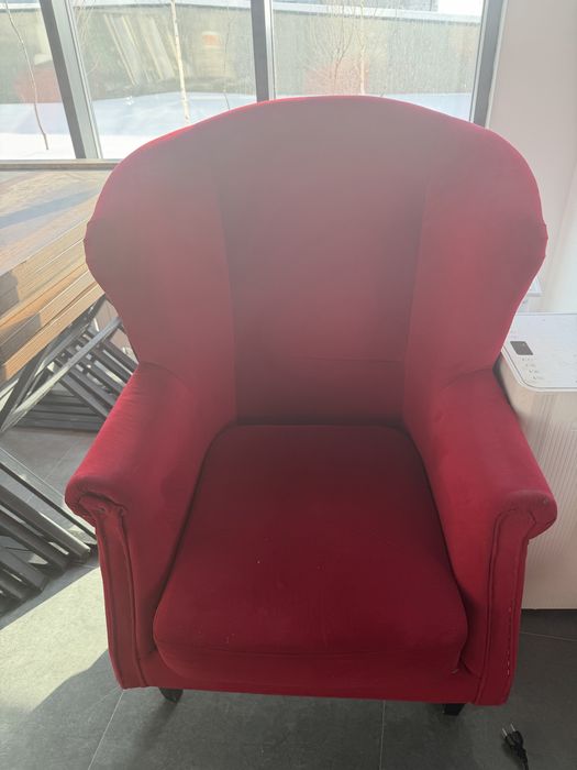 Продам кресла для кафе