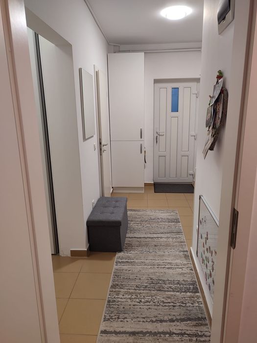 Se vinde apartament cu 3 camere