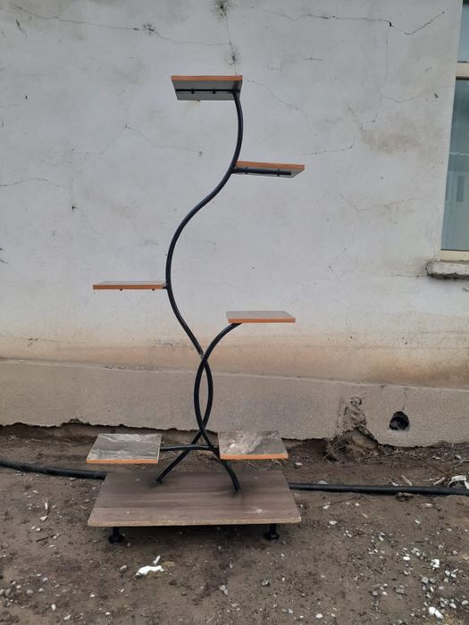 Продамподставки для цветов