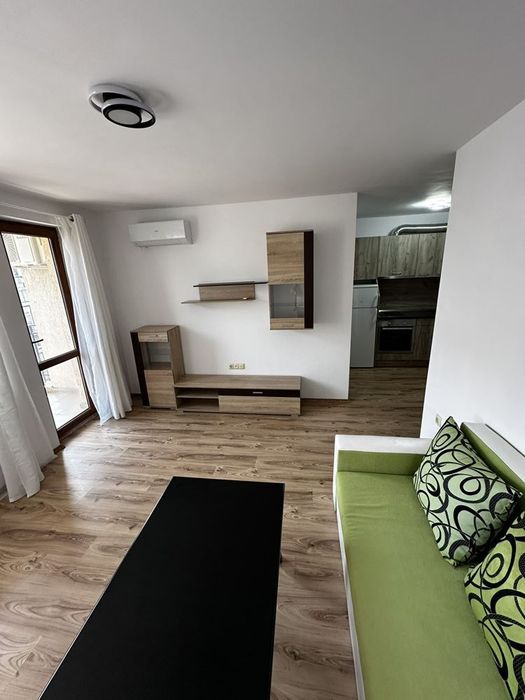 Дава се под наем Двустаен апартамент в Варна, Левски - 55 кв.м за 470 € - Снимка #1