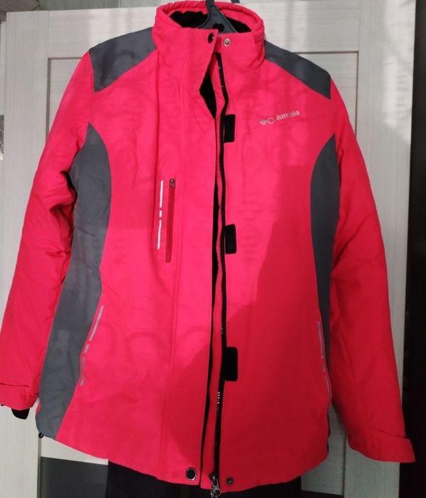 Продам горнолыжный костюм