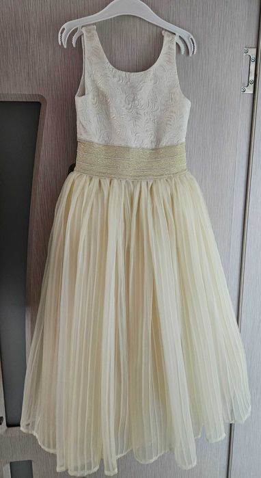 Дизайнерска рокля + пола