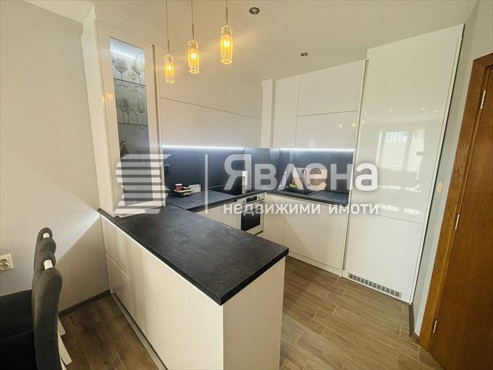 Дава се под наем Двустаен апартамент в Варна, Победа - 57 кв.м за 499 € - Снимка #2