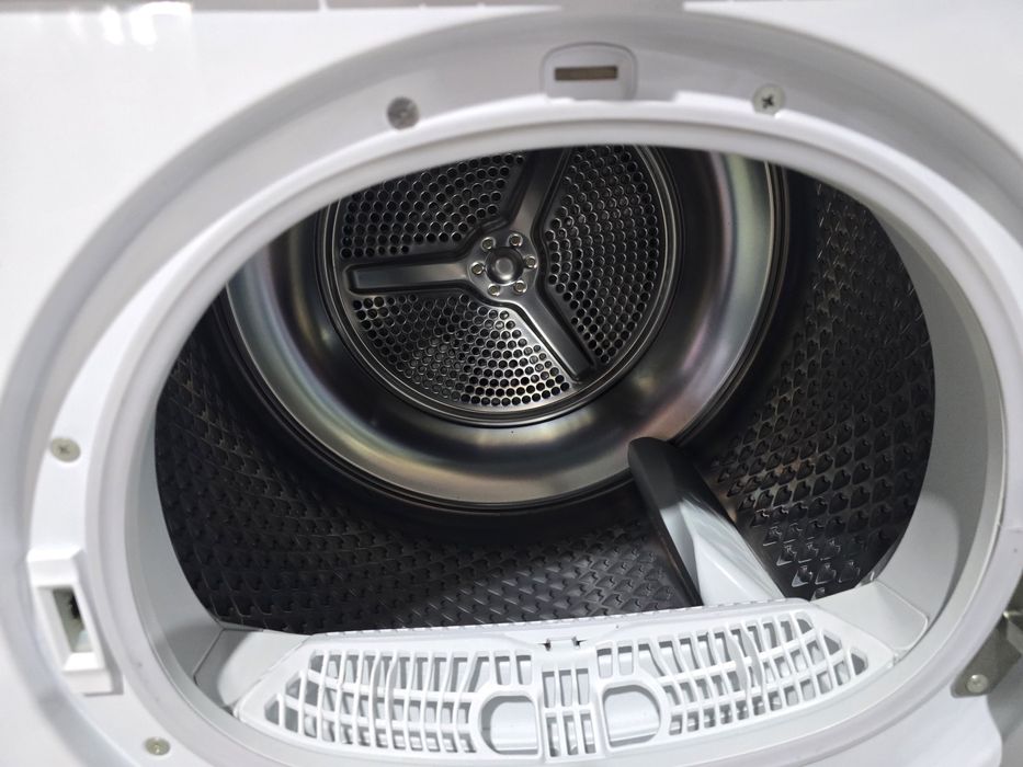 А++ Инверторна сушилня с термопомпа Grundig 7 кг