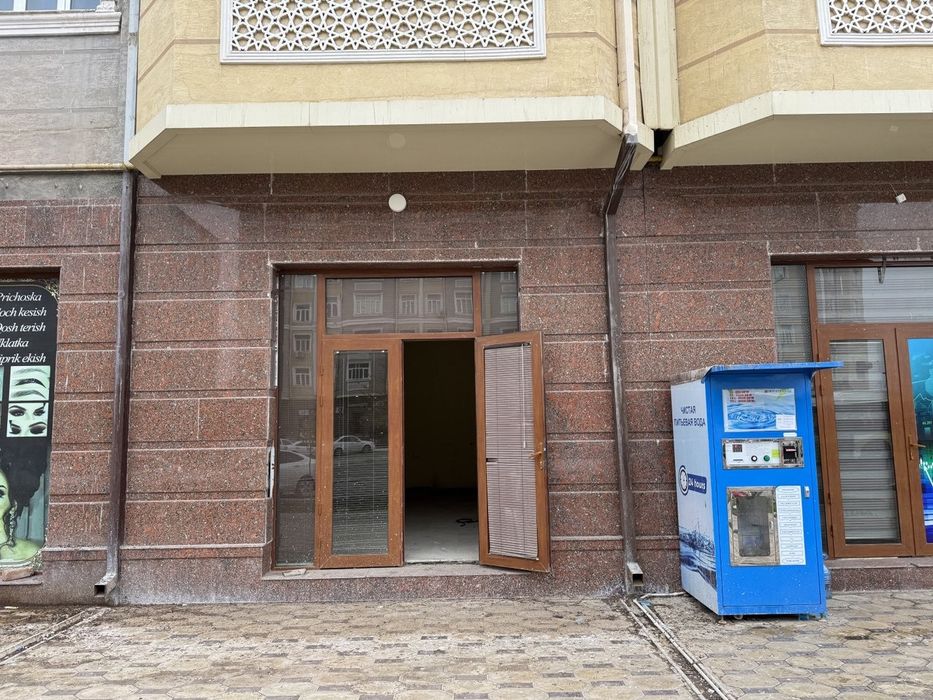 Срочна. Дукон сотилади. Жиззахда Вокзал олдида