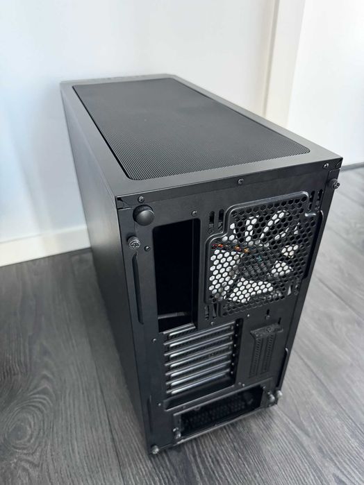 Carcasă Fractal Design Meshify S2 Solid (fără geam) – completă, cu toate accesoriile