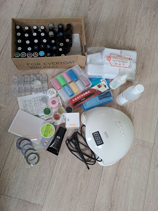 Все для маникюра и покраски