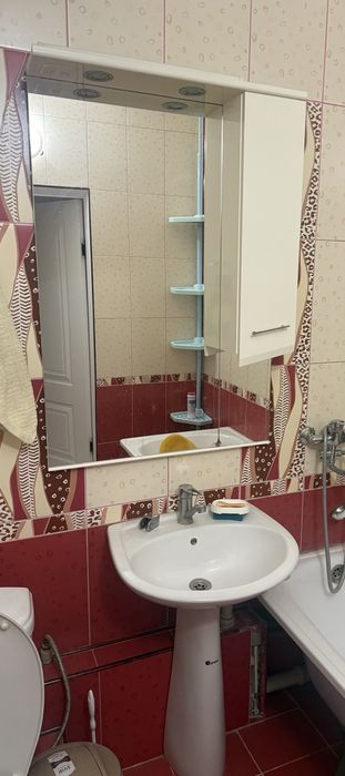 Раковина со шкафом