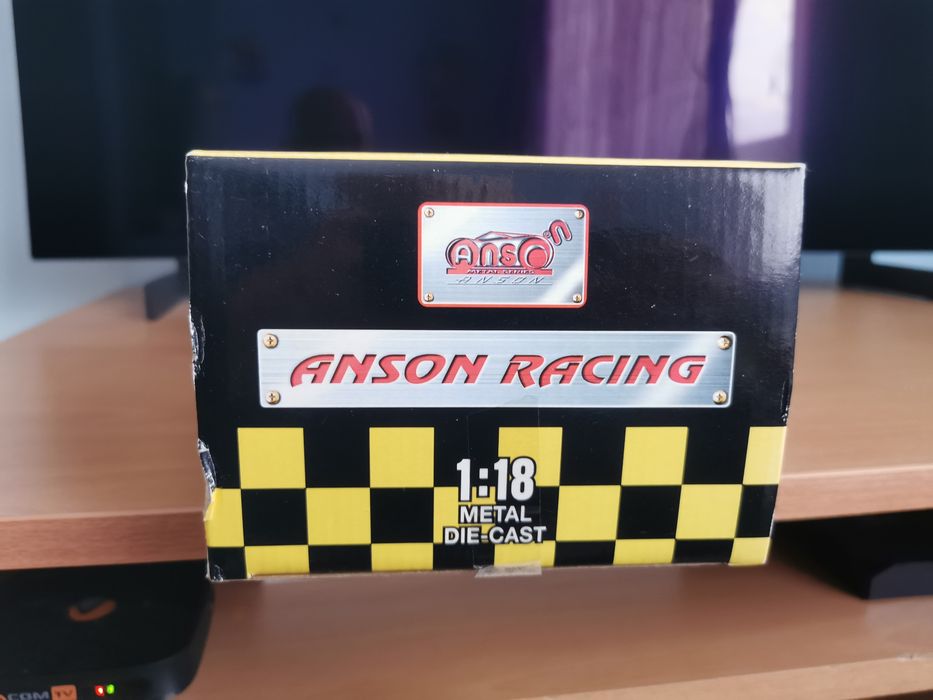 Porsche 911 Gt1 Anson Racing 1:18