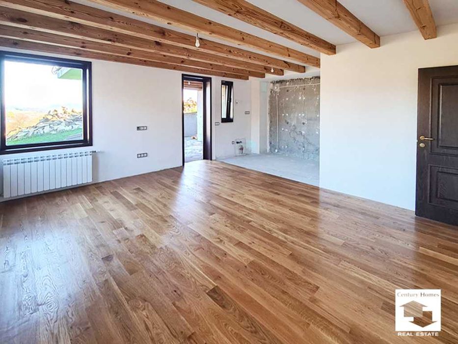 125186 Новопостроена къща с панорамна гледка в с. Средни колиби