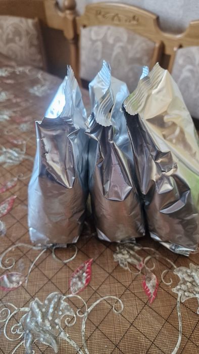 Продам смесь Nestogen 3