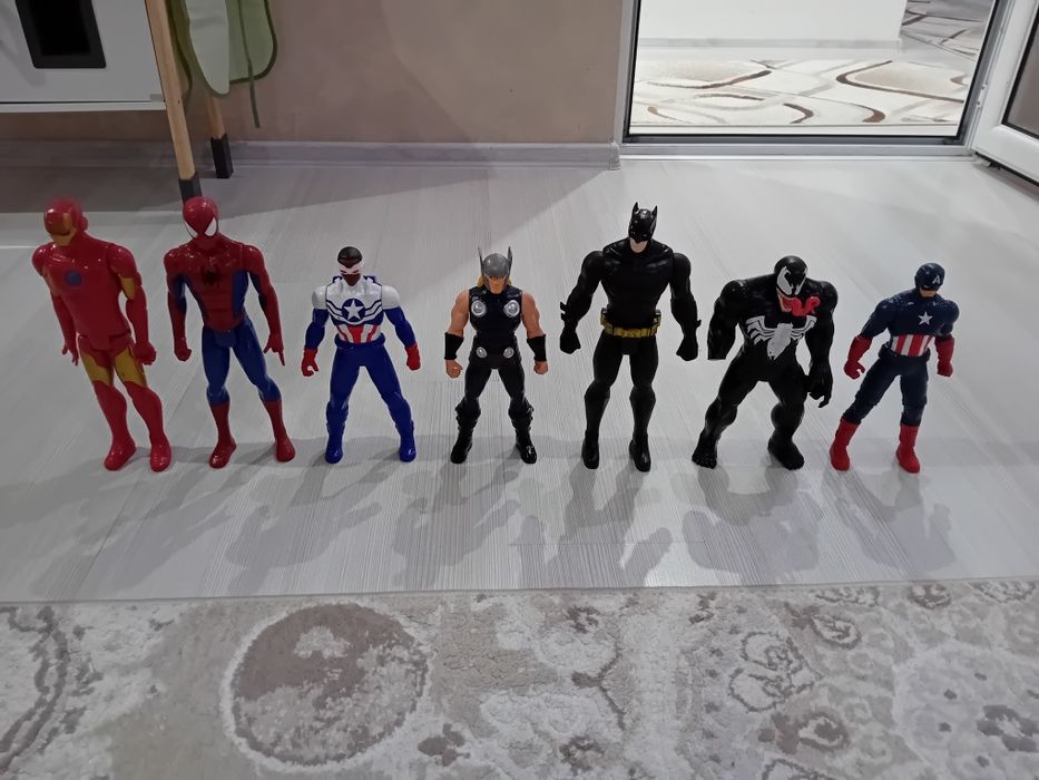 Запазени герои..