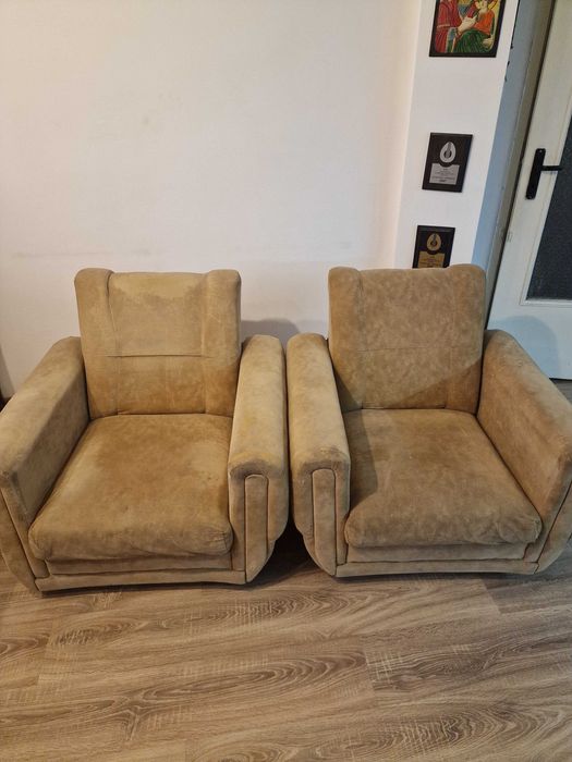 Бежови фотьойли 2бр