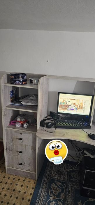 Компьютерный стол, парта