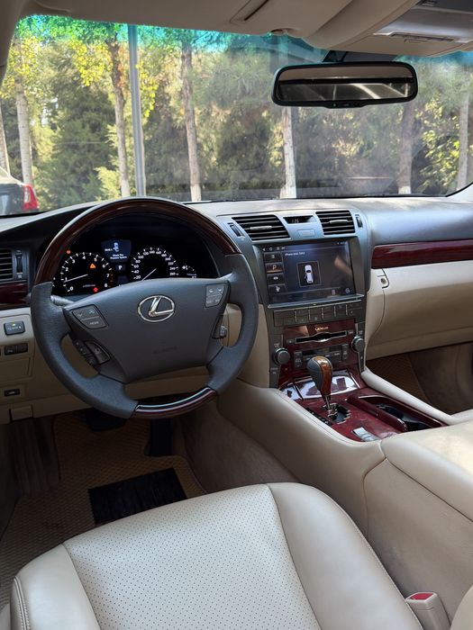 Lexus LS460 V8 Ataman