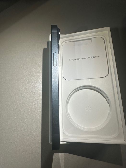 iPhone 14 128GB midnight