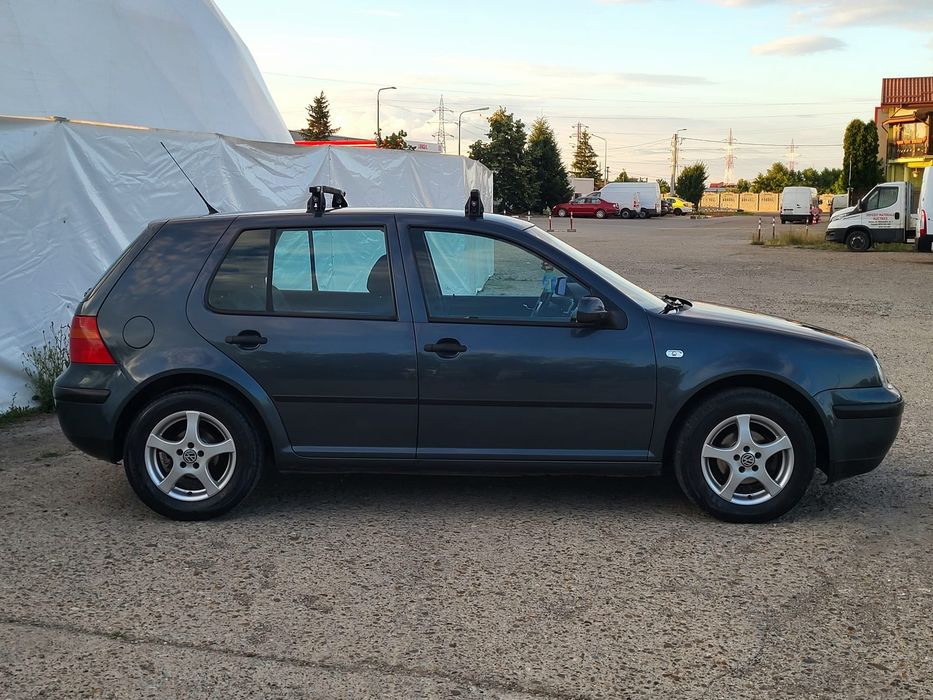 VOLKSWAGEN Golf 2004 — imagine 5