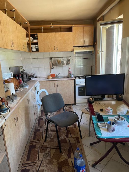Inchiriez casa pe traian!