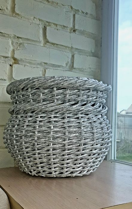 Кашпо из ротанга