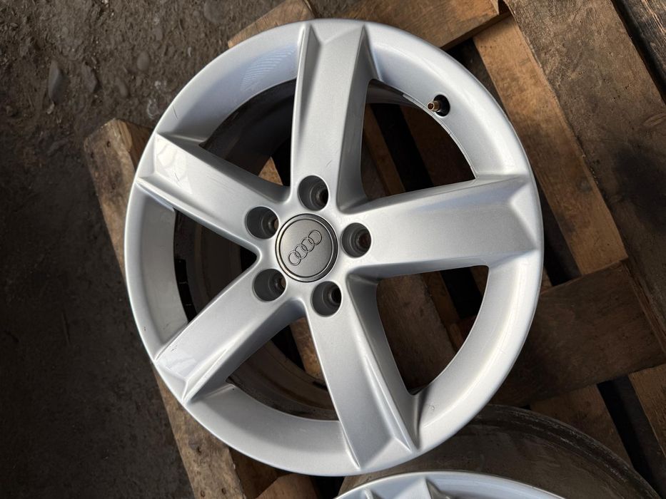 Jante originale Audi A4 Vw Golf Passat Skoda Octavia Seat 5x112 pe 16"