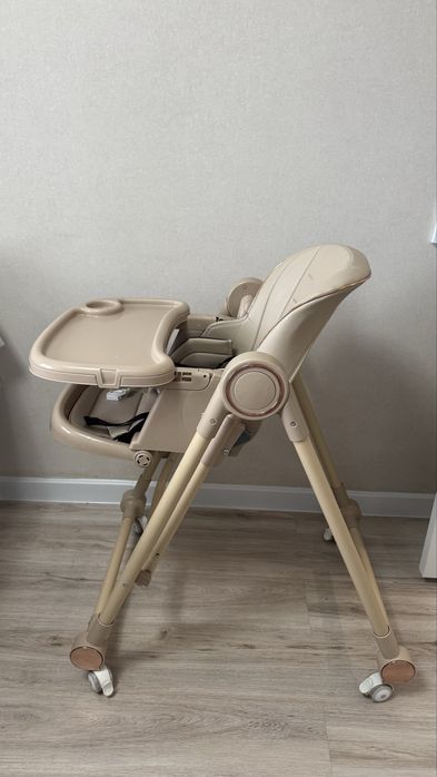 Продам детский стульчик шезлонг 2 в 1