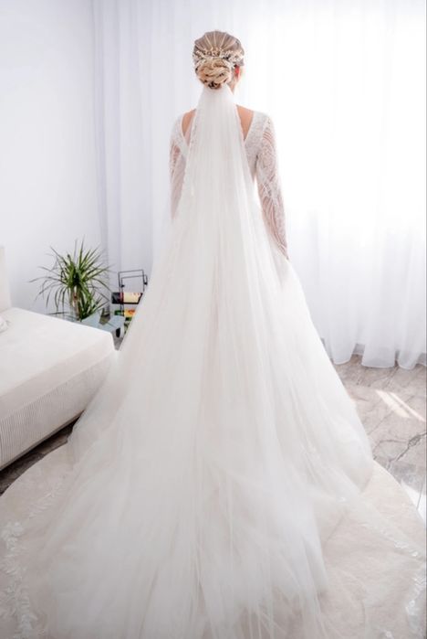 Vând rochie de mireasa + Voal