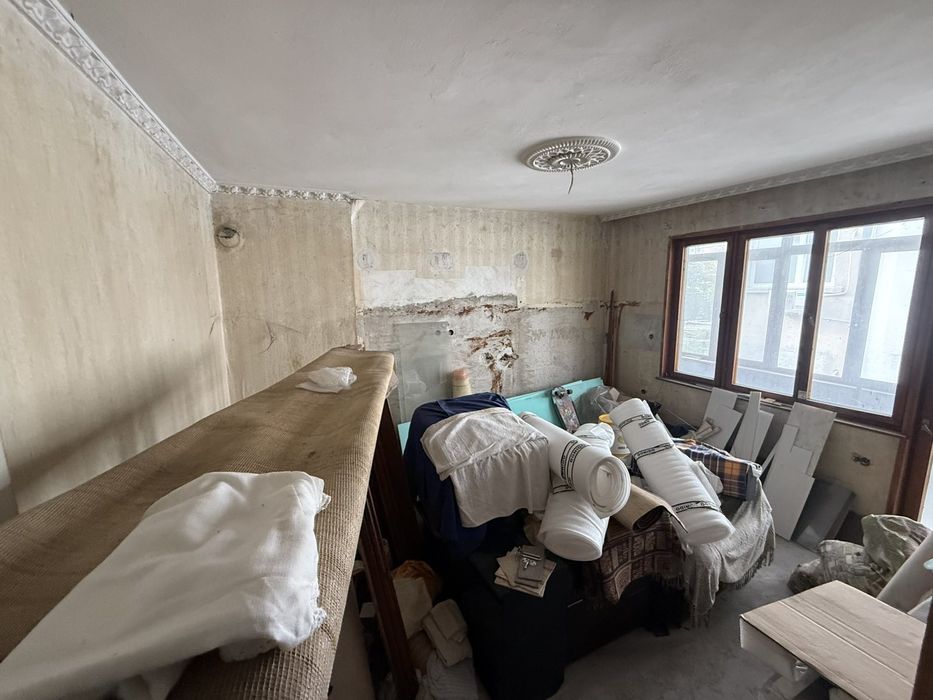 100% коректно отношение!Изчистване,освежаване ,подръжка  на мебели о