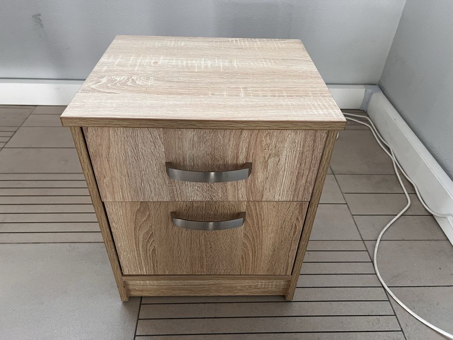 Тумба, тумбочка