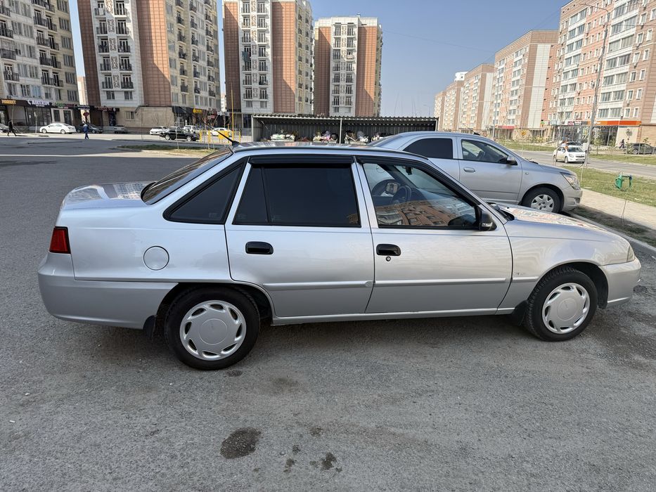 Нексия 2 2014 год люкс