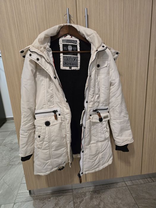 Vând geaca imblanita dama